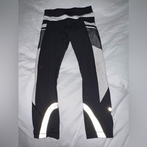 Lululemon cropped reflective leggings
